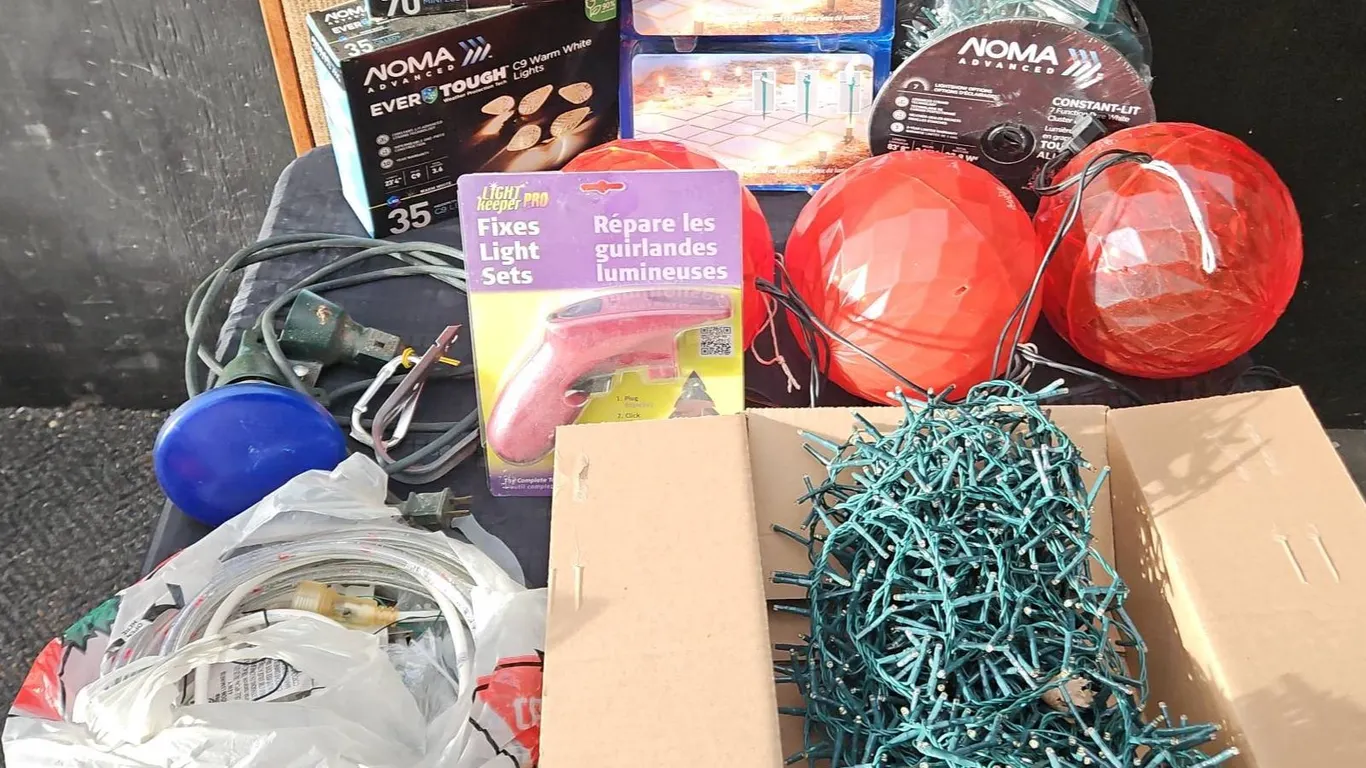 Christmas Lights, NOMA and GE Sets, Light Keeper Pro And Accessories