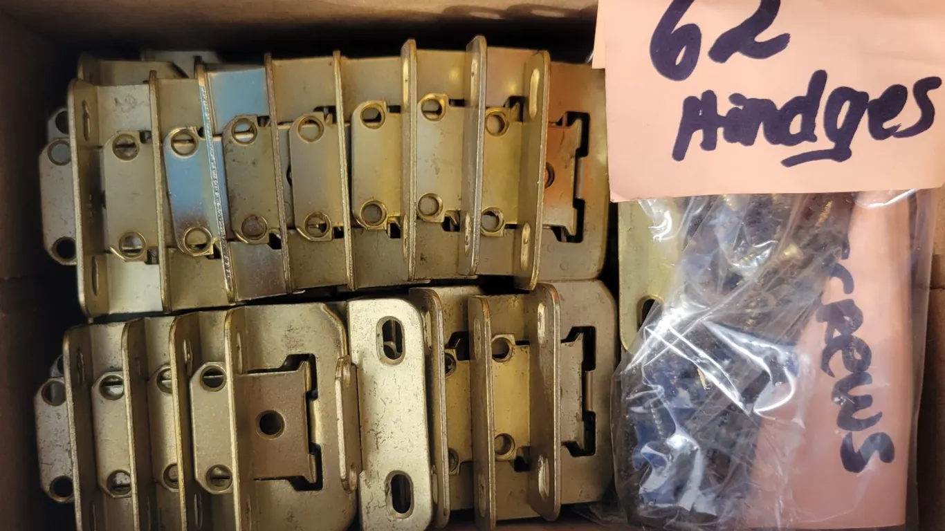 Cabinet Hinges - 62 Count with Brass Screws