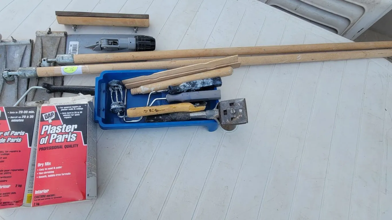 (2) Sanding Poles + Painting Supplies