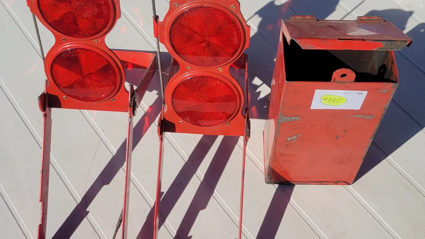 Safety-Ray Reflectors