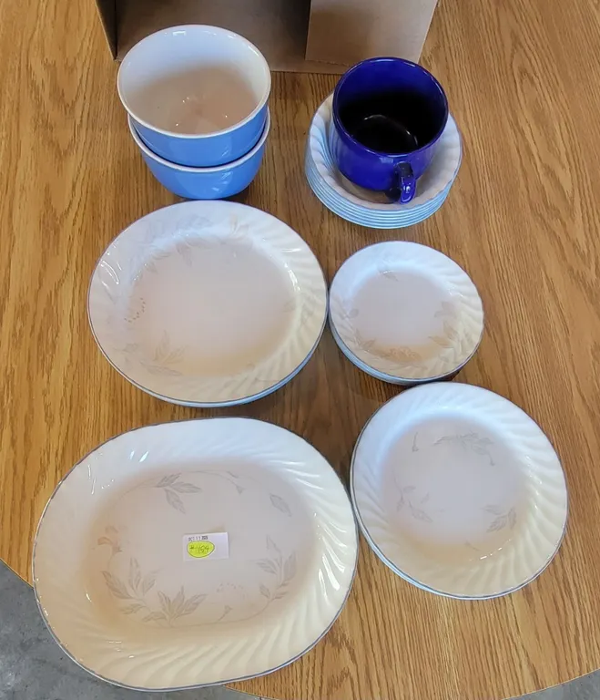 Blue Dishware Set