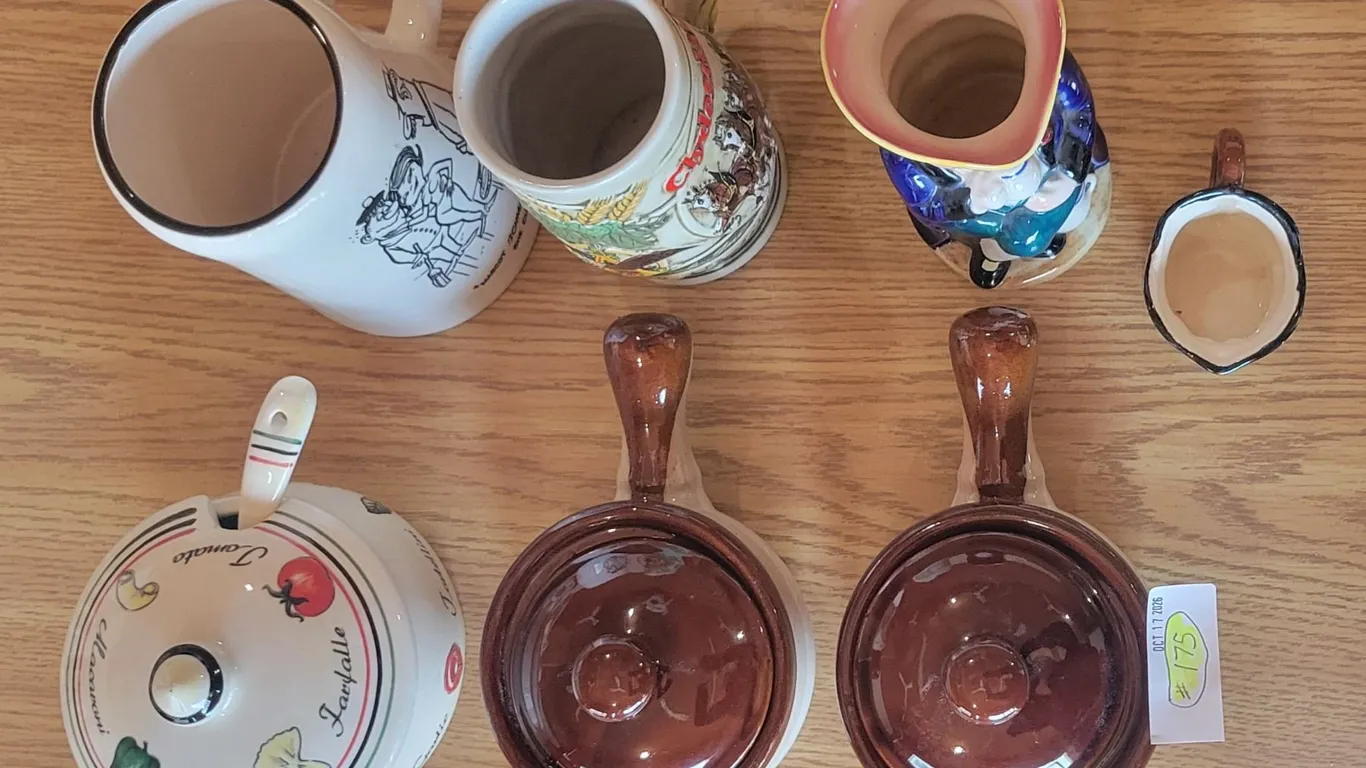 Mugs, Onion Soup Bowls, Condiment Dish