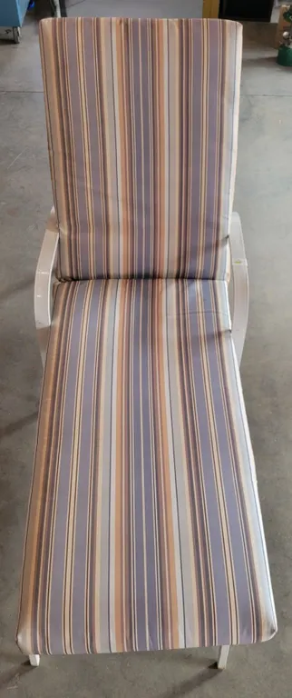 Patio Lounge Chair