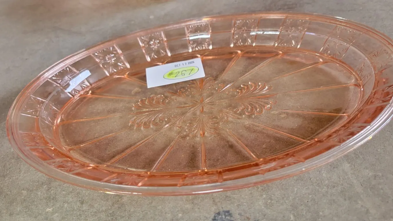Depression Glass – Serving Dish