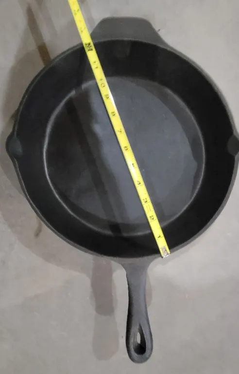 Cast Iron Frying Pan – World Famous (12”)