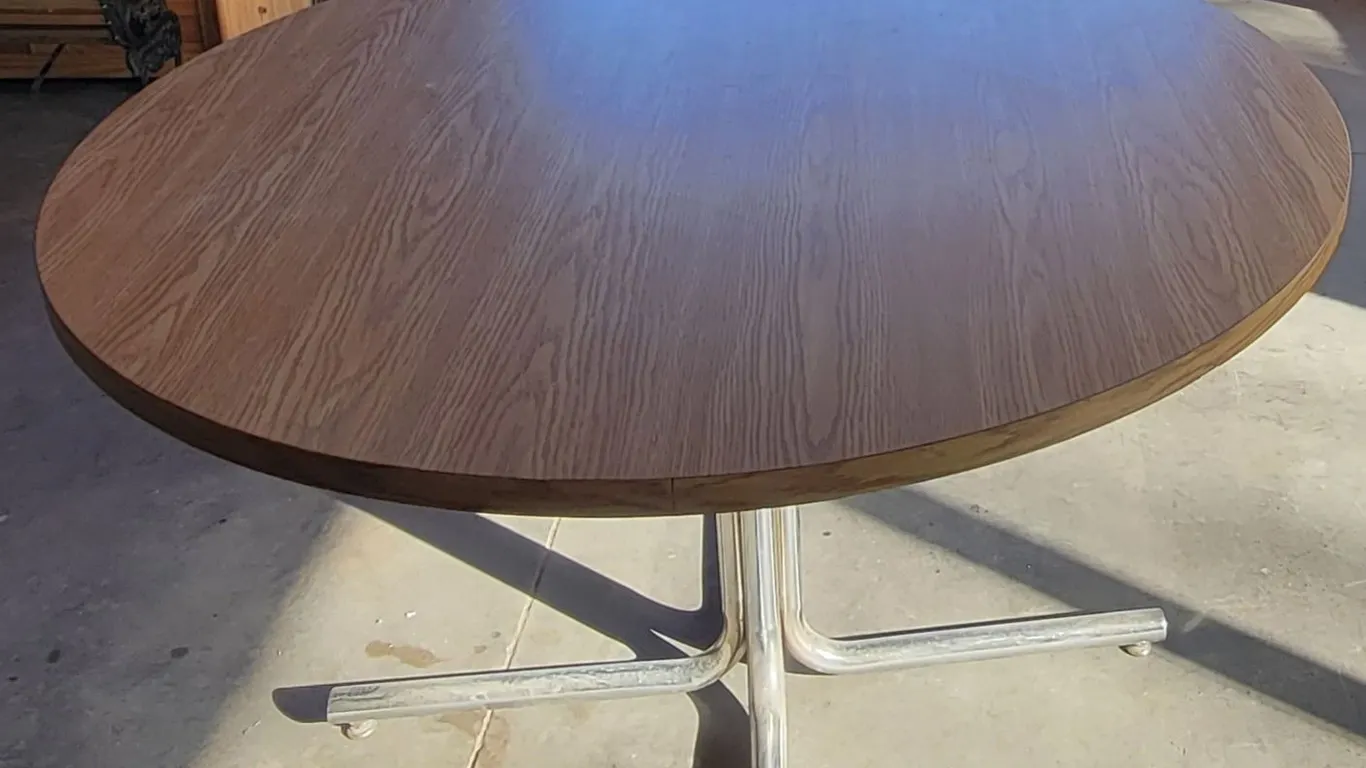 Kitchen Table – D 48” x H 29 ¾”
