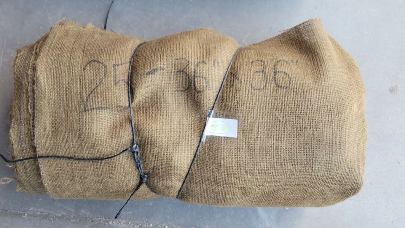 25-pieces Burlap – 36”x 36” (condition may vary)