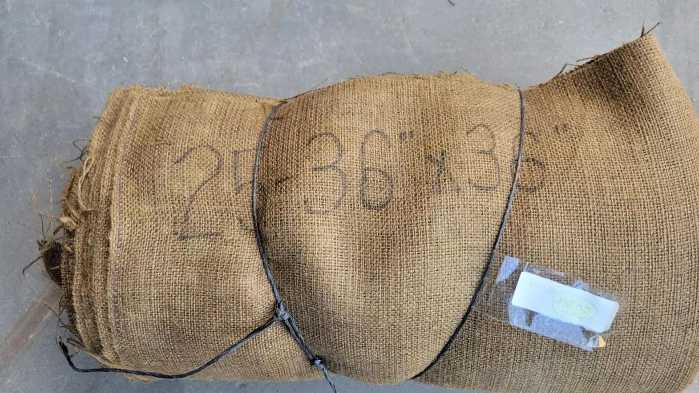 25-pieces Burlap – 36”x 36” (condition may vary)