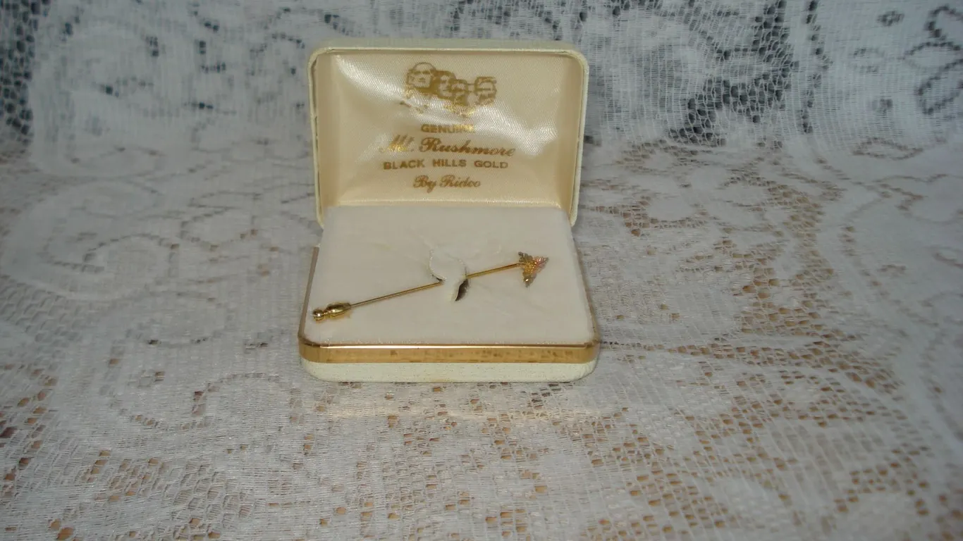 Black Hills Gold Stickpin