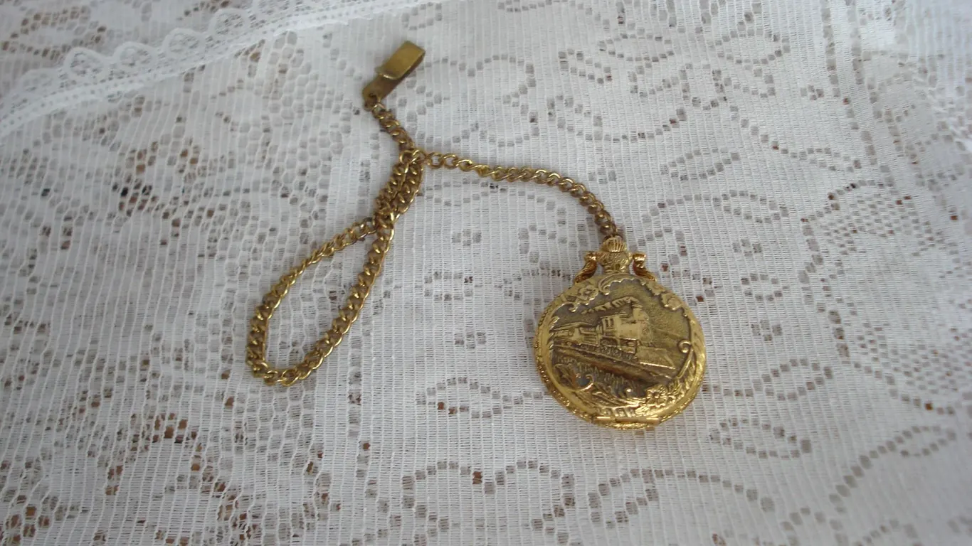 Train Themed Pocket Watch Not Working Likely Needs New Battery