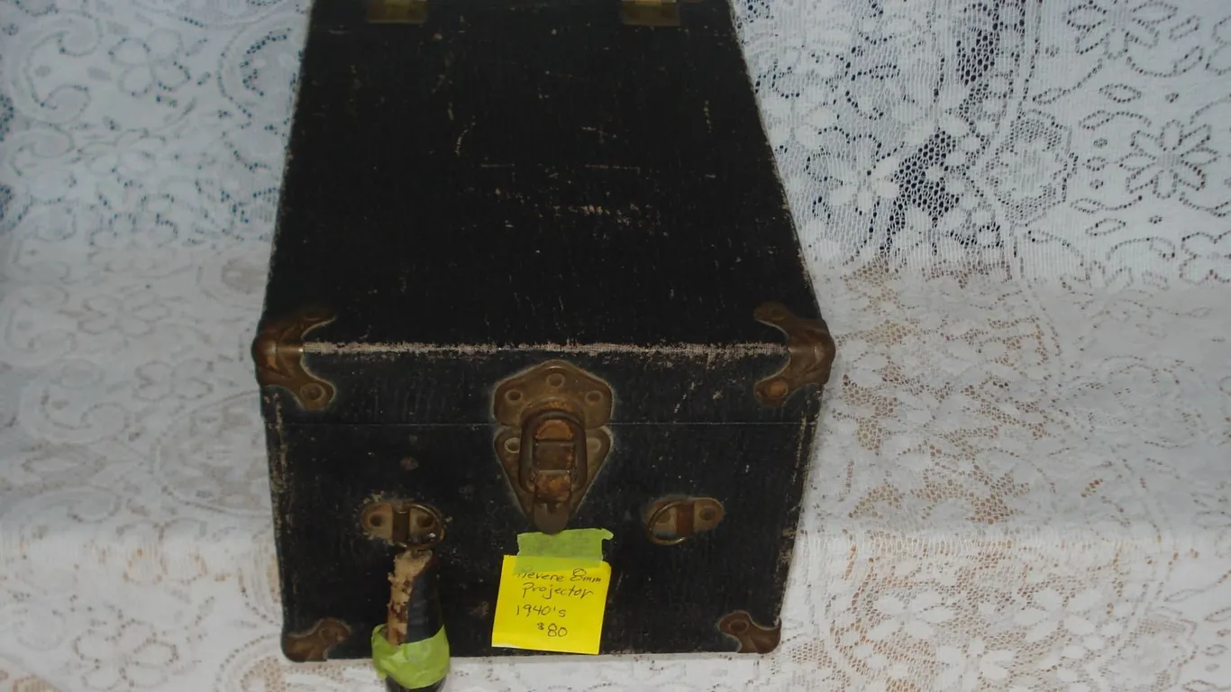 Vintage Projector 1940's Untested