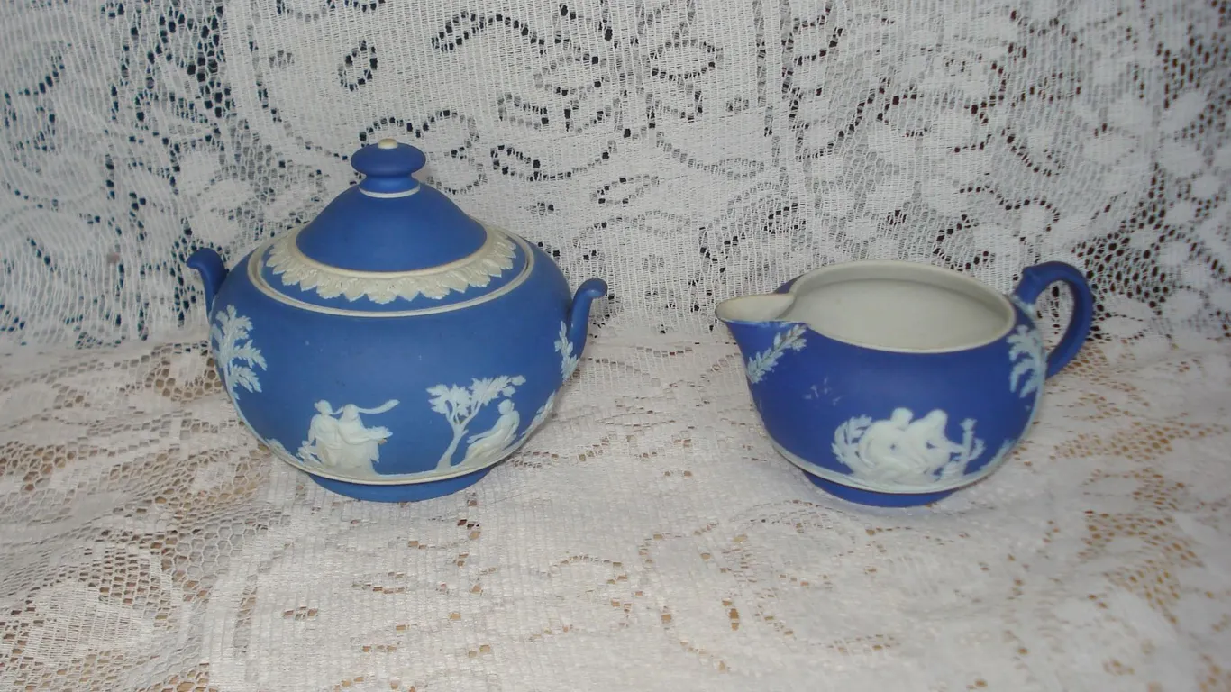 Wedgewood Cream & Sugar Set