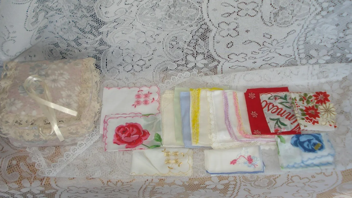 Vintage Hankies In Box