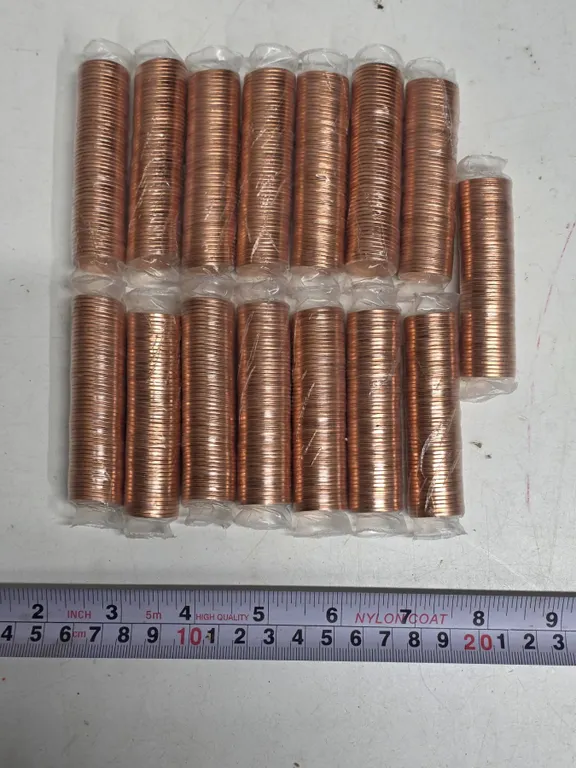 15 rolls of canadian pennies- 2003- old effigy