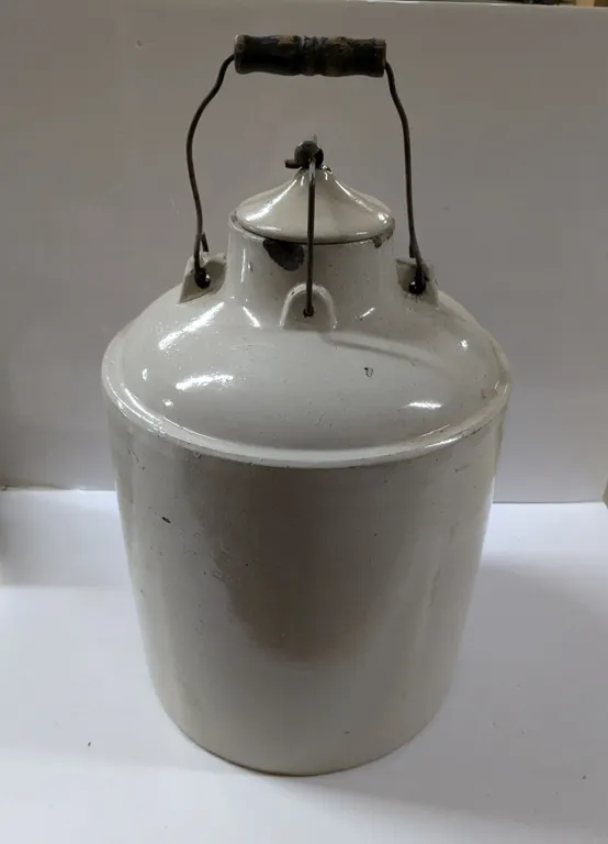 Vintage Pickling Crock – No Makers Mark, No Cracks