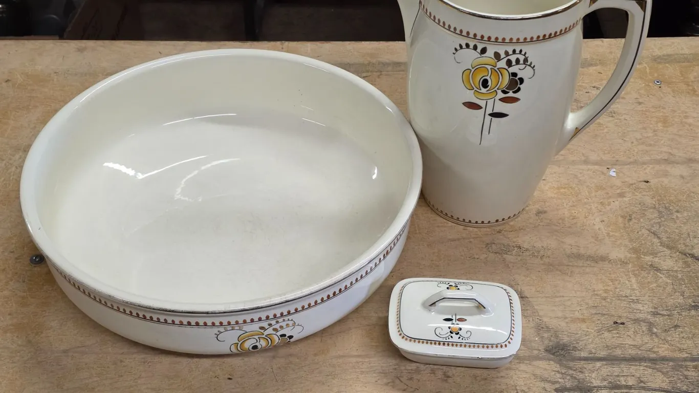 Boch bowl and pitcher- made in belgium