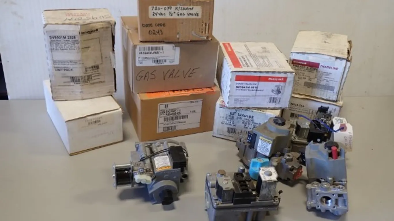 NOS Honeywell Pilot Gas Valves+