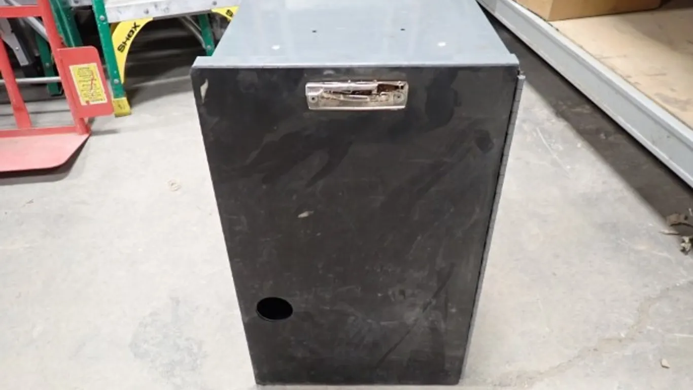 Wall Mount Metal Cabinet