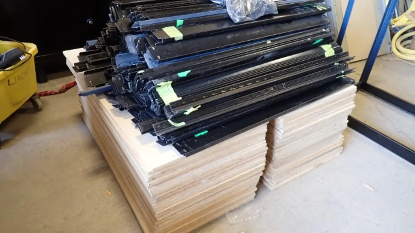Large Metal Shelving Lot