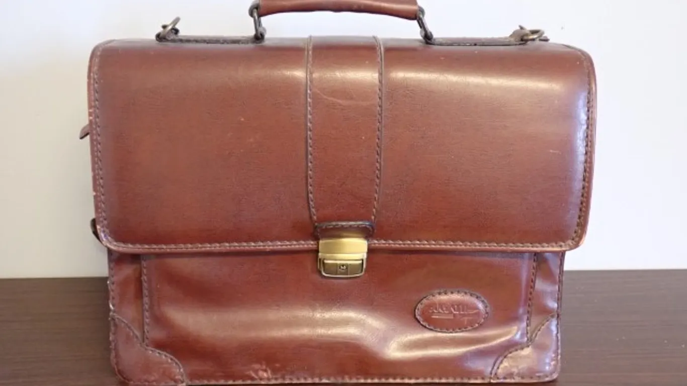Bugatti Leather Briefcase/Messenger Bag