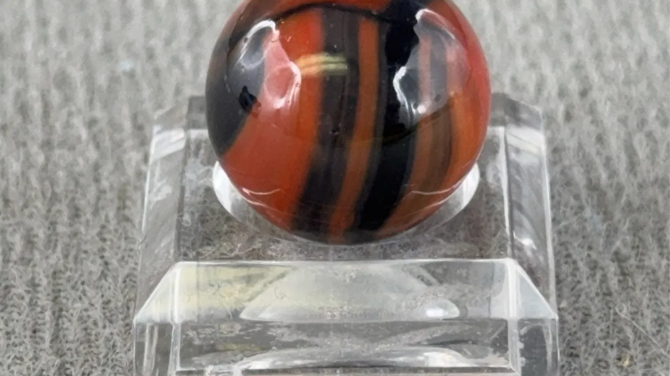 Diaper Fold Glass Marble, Appr. 1/2” D