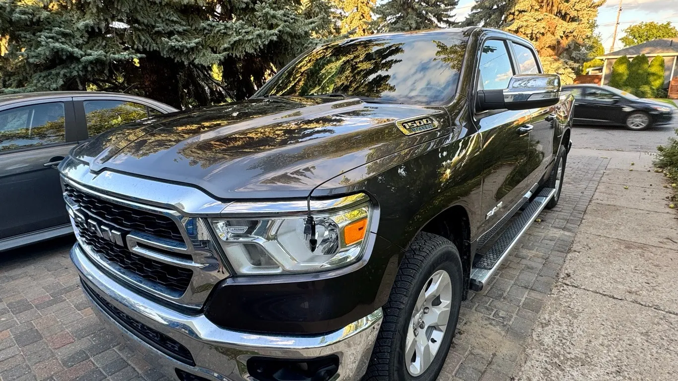 2022 Dodge Ram Crew Cab, 86,000kms, excellent condition