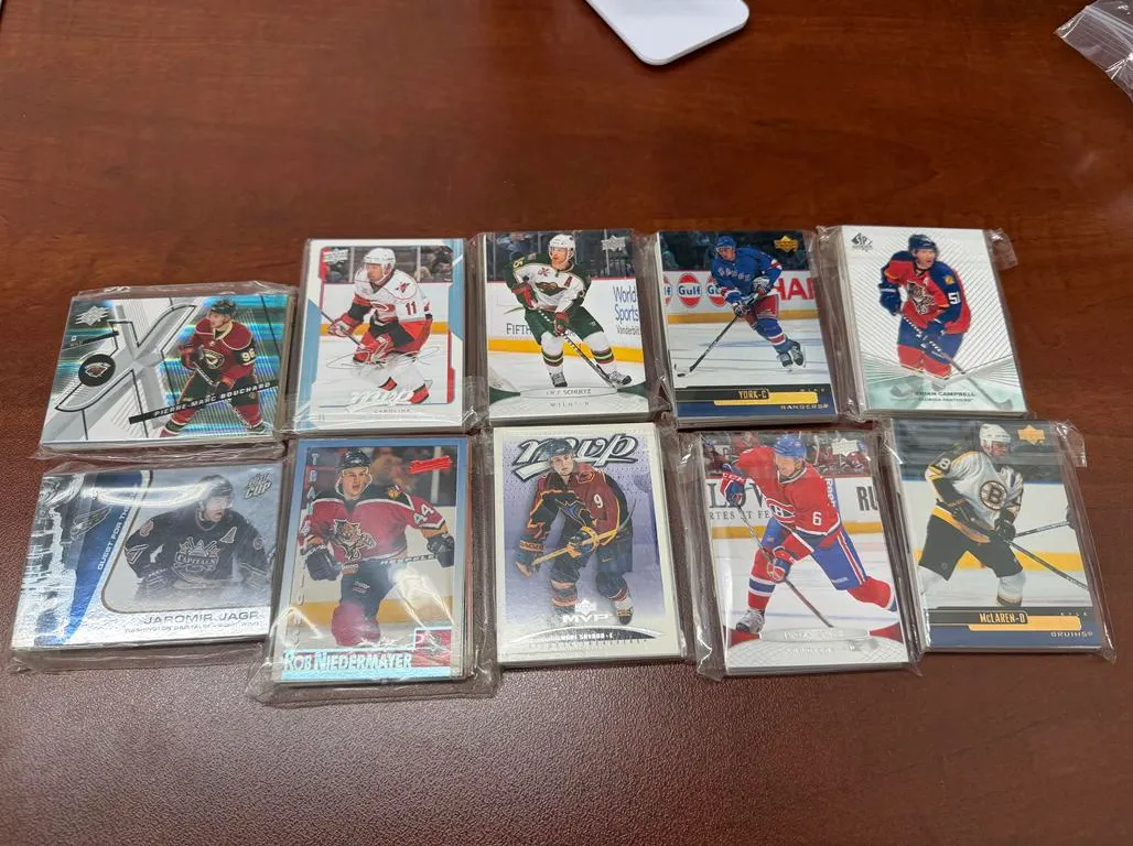 Assorted Hockey Players Sports Cards
