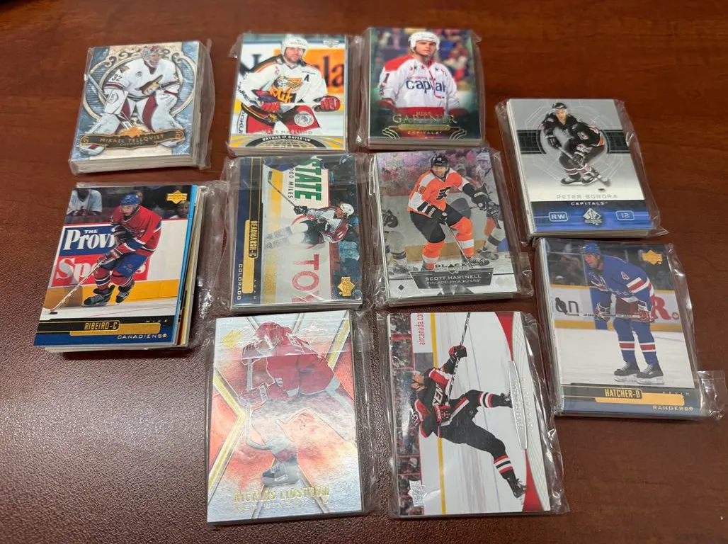 Assorted Hockey Players Sports Cards