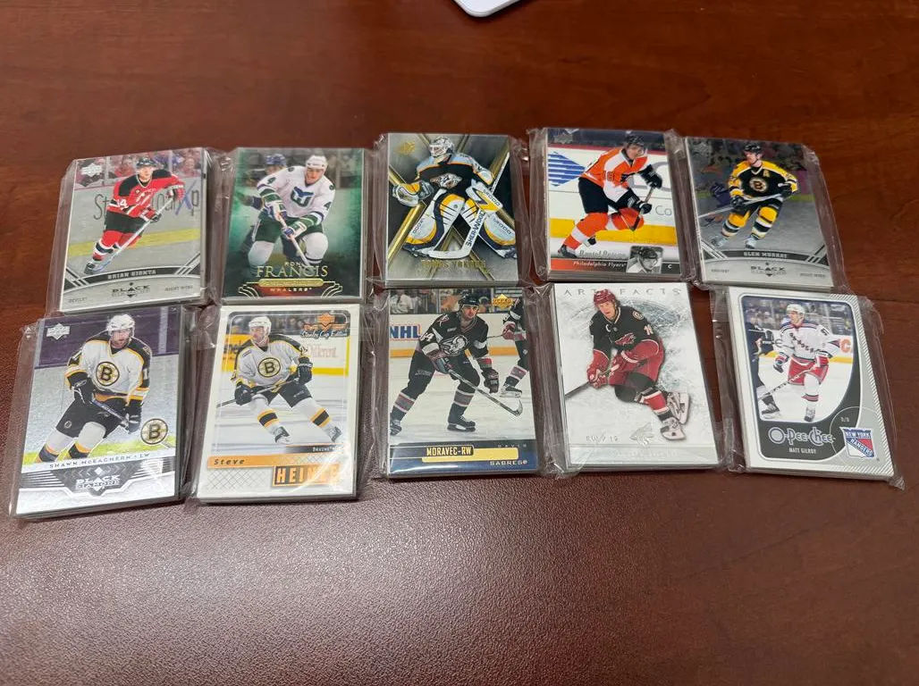 Assorted Hockey Players Sports Cards