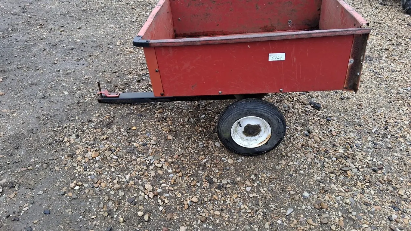 Yard Cart with Tilt Box