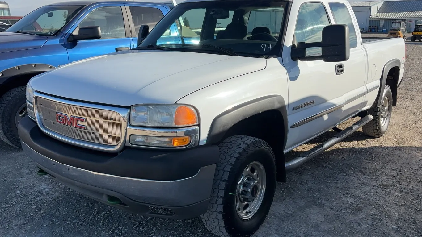 2001 GMC Sierra 2500HD Extended Cab Truck *Unreserved*