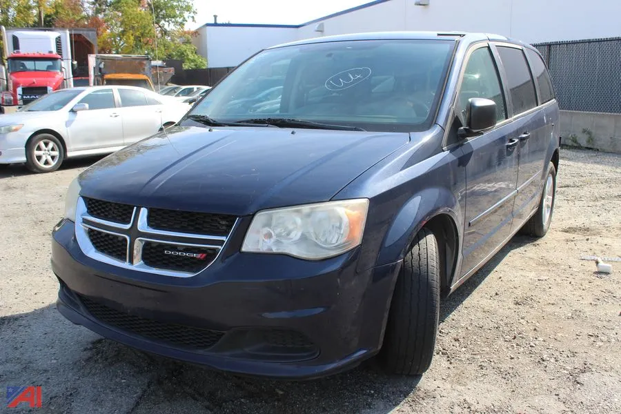 2013 Dodge Grand Caravan Mini-Van