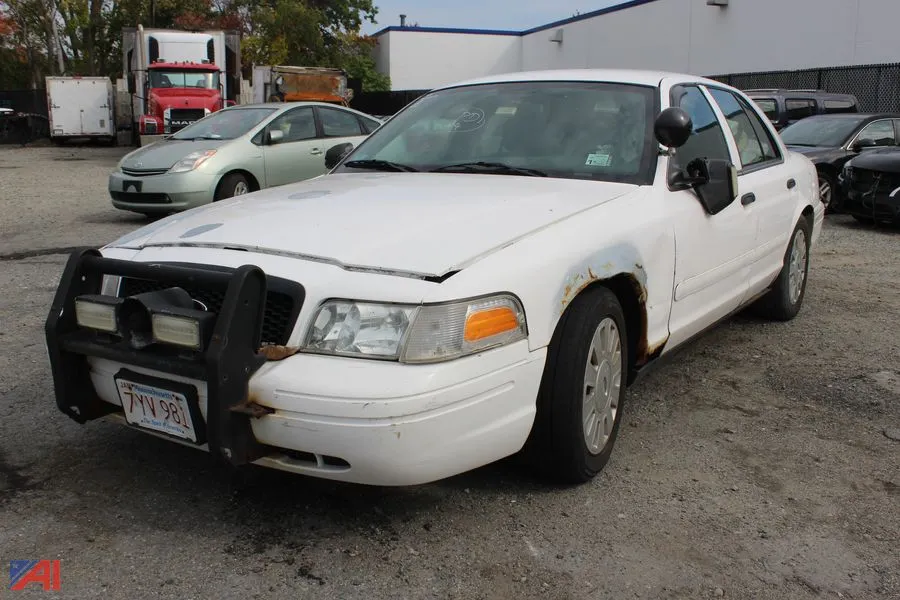 2008 Ford Crown Victoria Sedan