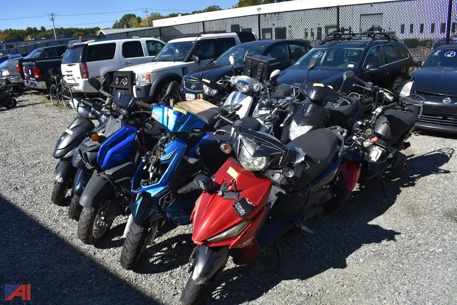 (10) Scooters/Motorcycles (Repair, Parts, Scrap)