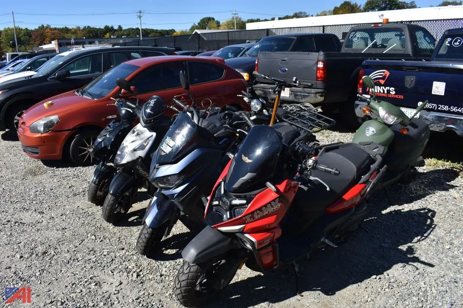 (8) Scooters/Motorcycle (Repair, Parts, Scrap)