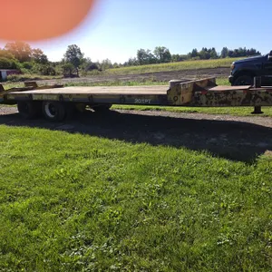 2000 Eager Beaver  Trailer with Ramps