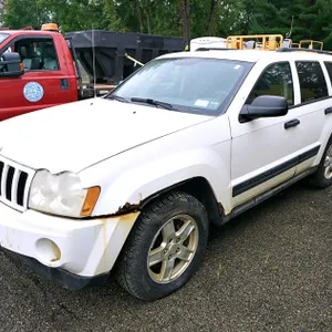 2005 Jeep Grand Cherokee Laredo SUV