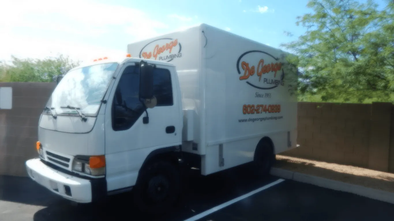 2004 ISUZU NPR-HD ENCLOSED BOX TRUCK, 4KLC4B1U34J801133, KEY