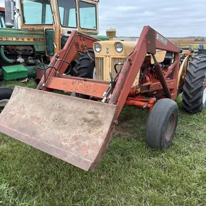 1674 - Case 530 W/ IH 2250 Loader