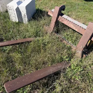 Volvo  Forks