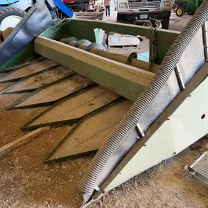 John Deere  Sunflower Head