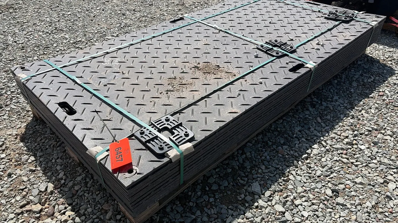 (12) Unused Roadbed Protection Pads