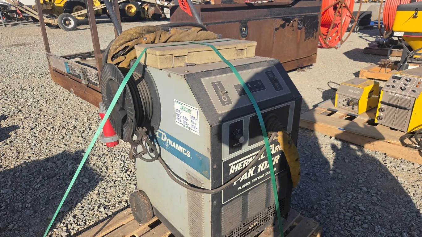 Thermal Arc PAK10XR Plasma Cutting System