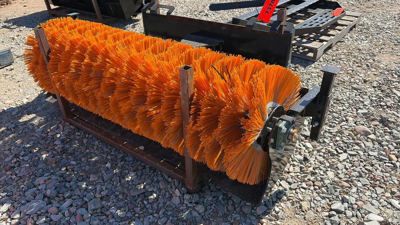 Unused Future SE61 61" Broom