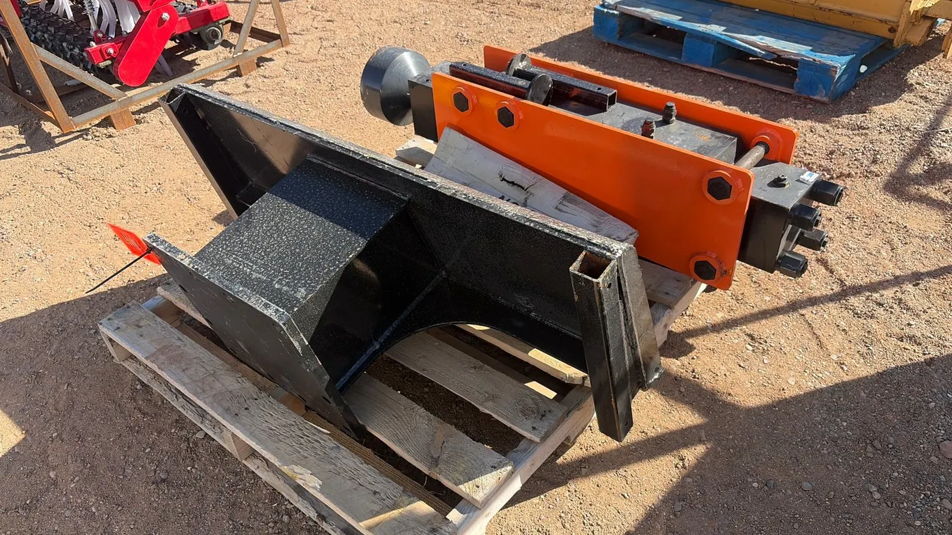 Unused Wolverine PD-12-08D Skid Steer Pile Hammer Attachment