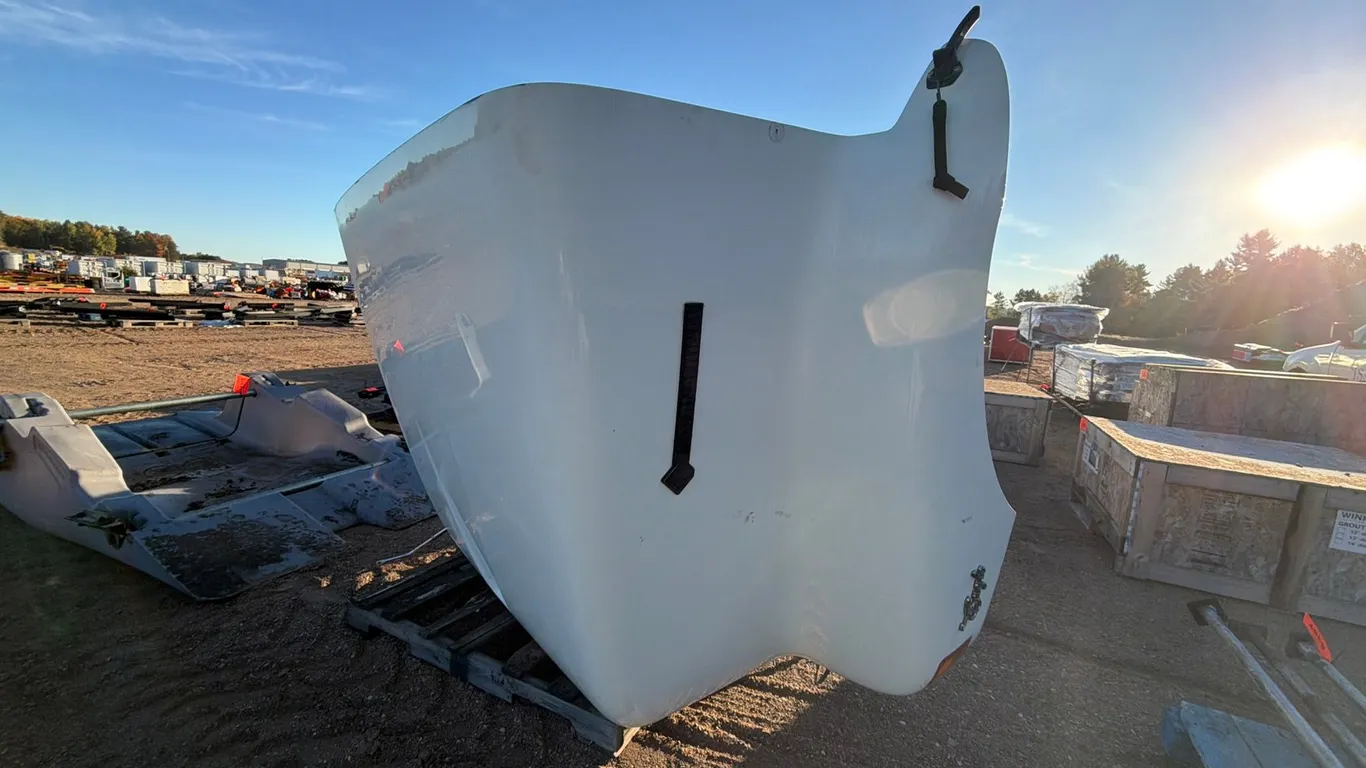 International Semi Hood