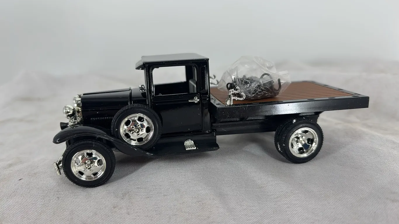 1929 FORD PICKUP TRUCK 1/32 NATIONAL MOTOR MUSEUM MINT