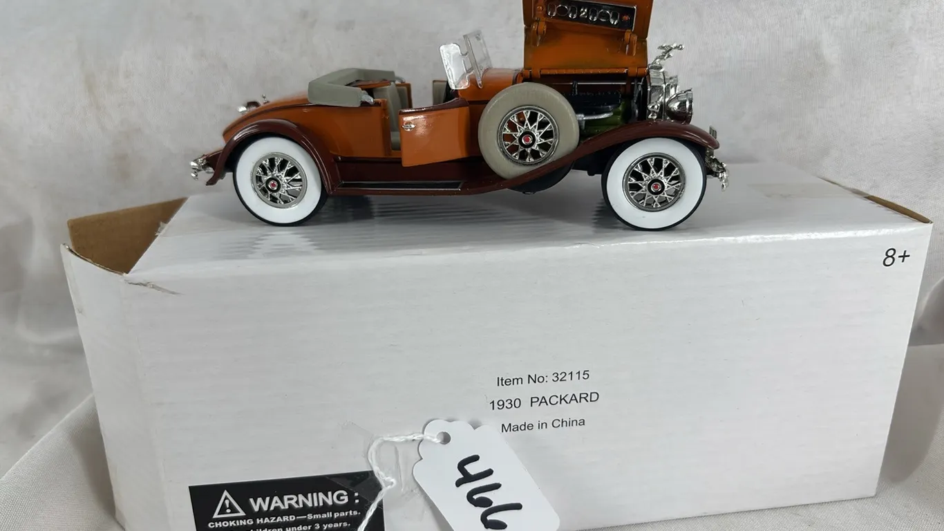 1930 PACKARD 1/32