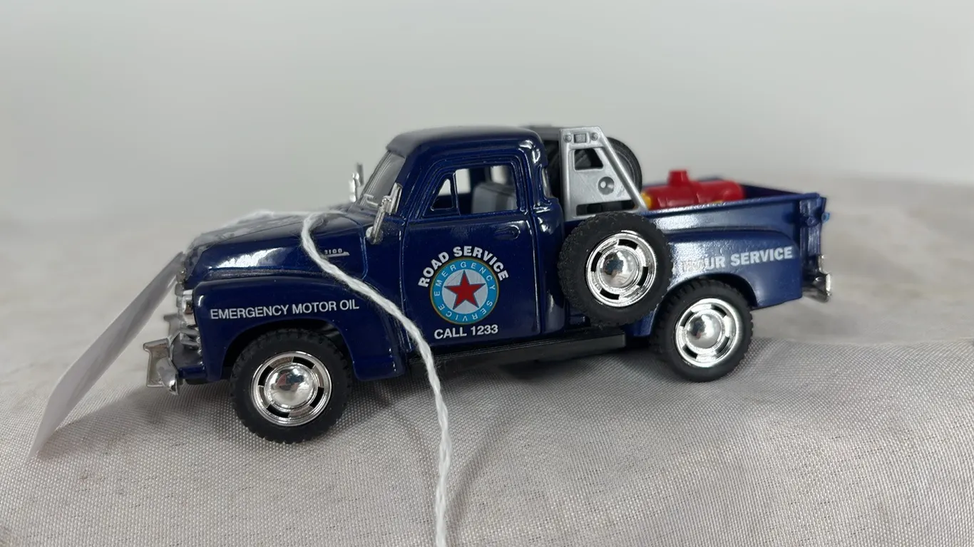 KINSMART 1953 CHEVROLET 3100 PICKUP 1/38