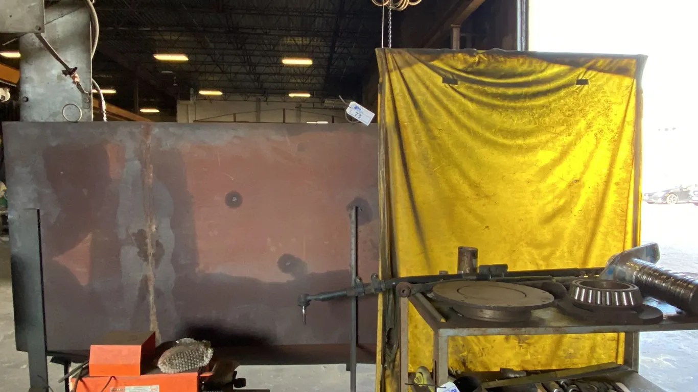 2 WELDING SCREENS - (1) YELLOW PLASTIC AND (1) METAL